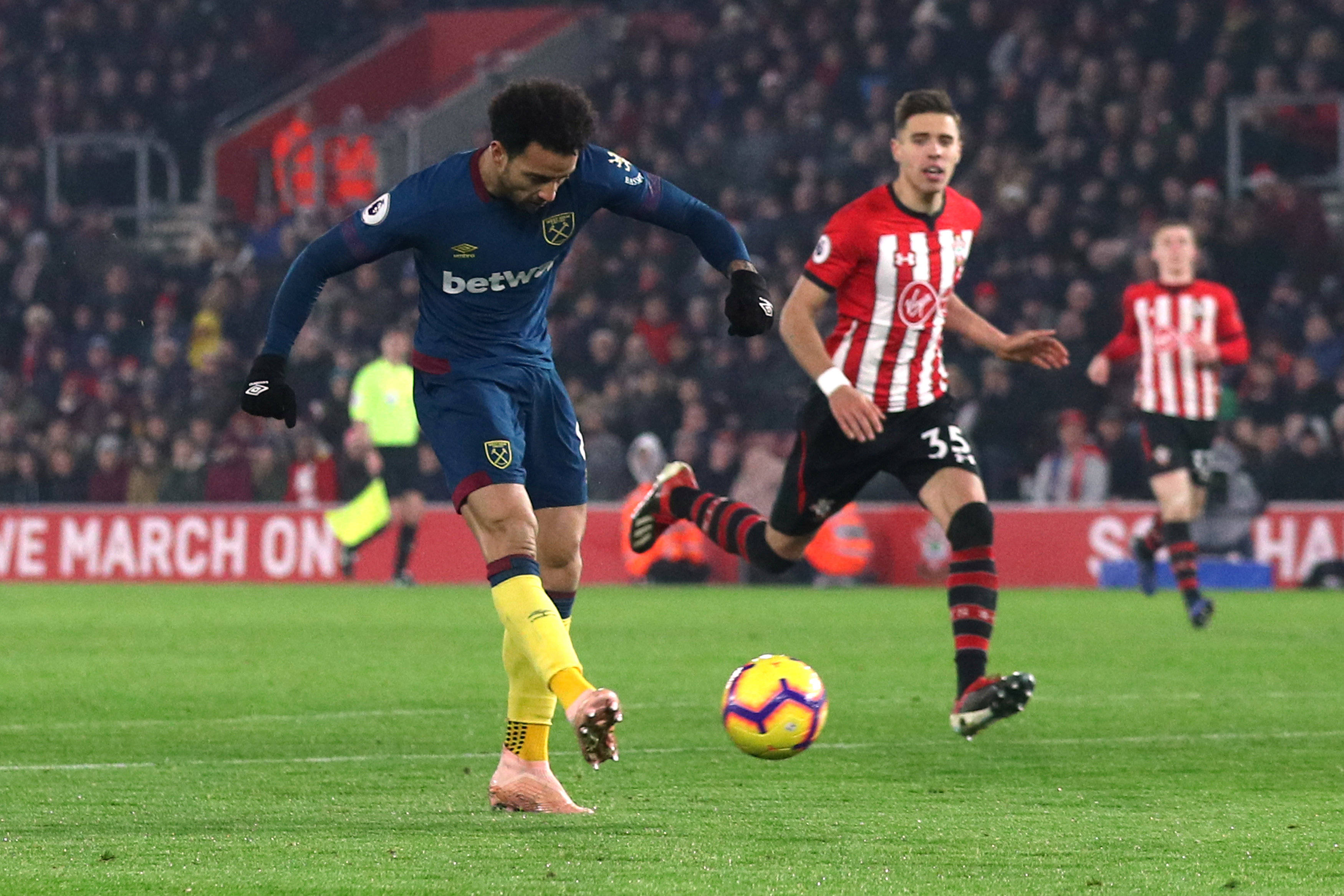 开云体育-关于转会期多特蒙德状态回暖：英超节点到来；悬念犹存；赛程密集仍需轮换的信息-开云体育